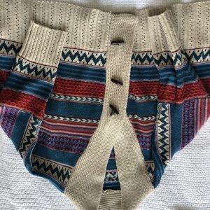 TRIBAL KNIT SWEATER